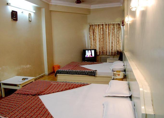 Vandana Hotel Nathdwara Ngoại thất bức ảnh